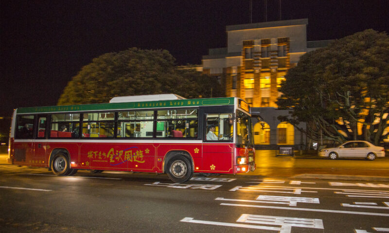 Kanazawa Light-up Bus